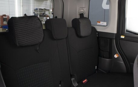 Toyota Roomy I, 2021 год, 1 390 000 рублей, 9 фотография