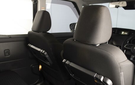 Toyota Roomy I, 2021 год, 1 390 000 рублей, 8 фотография