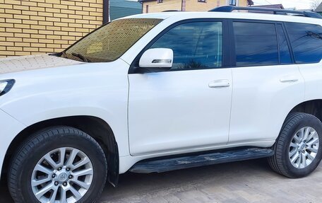 Toyota Land Cruiser Prado 150 рестайлинг 2, 2015 год, 3 390 000 рублей, 6 фотография