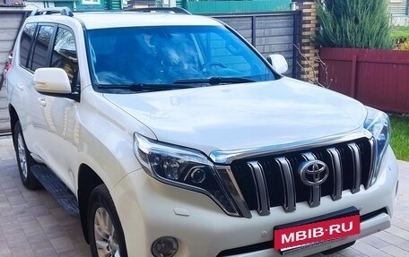 Toyota Land Cruiser Prado 150 рестайлинг 2, 2015 год, 3 390 000 рублей, 17 фотография