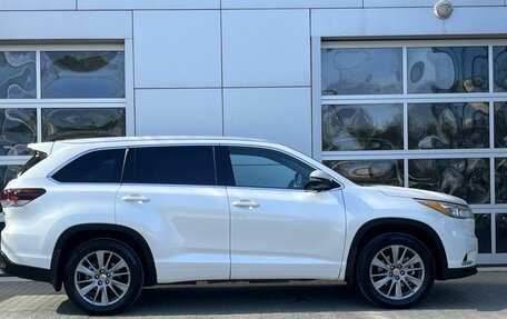 Toyota Highlander III, 2014 год, 3 160 000 рублей, 8 фотография