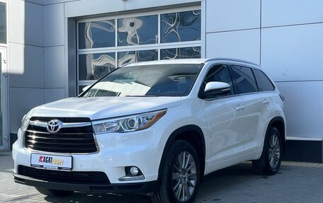 Toyota Highlander III, 2014 год, 3 160 000 рублей, 3 фотография