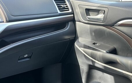 Toyota Highlander III, 2014 год, 3 160 000 рублей, 16 фотография