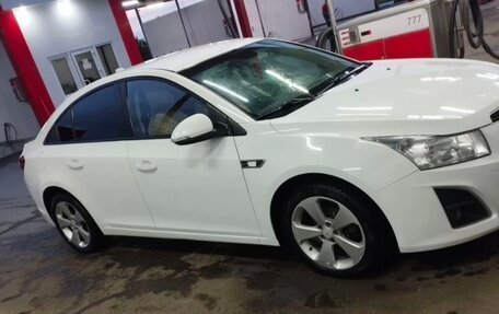 Chevrolet Cruze II, 2013 год, 730 000 рублей, 2 фотография