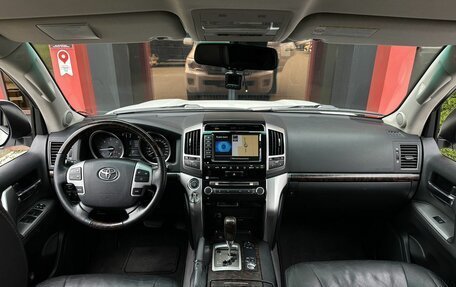 Toyota Land Cruiser 200, 2012 год, 4 498 000 рублей, 15 фотография