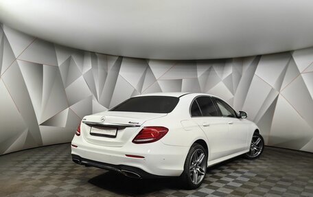 Mercedes-Benz E-Класс, 2019 год, 3 650 000 рублей, 2 фотография