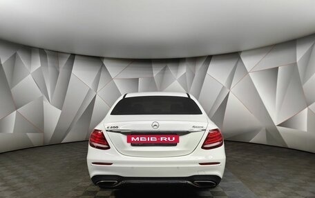 Mercedes-Benz E-Класс, 2019 год, 3 650 000 рублей, 8 фотография