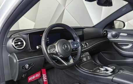 Mercedes-Benz E-Класс, 2019 год, 3 650 000 рублей, 19 фотография
