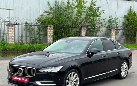 Volvo S90 II рестайлинг, 2019 год, 3 700 000 рублей, 1 фотография