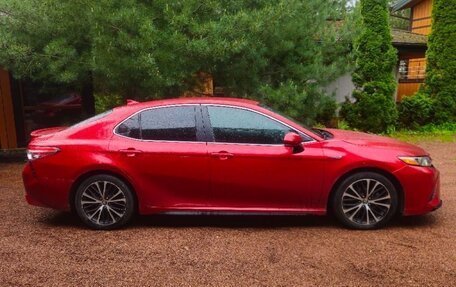 Toyota Camry, 2019 год, 2 450 000 рублей, 1 фотография