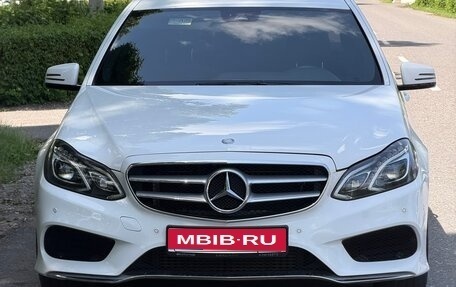 Mercedes-Benz E-Класс, 2013 год, 2 450 000 рублей, 1 фотография