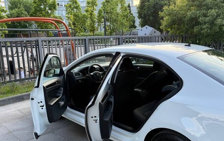 Volkswagen Jetta VI, 2016 год, 1 790 000 рублей, 5 фотография