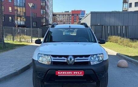 Renault Duster I рестайлинг, 2017 год, 895 000 рублей, 2 фотография