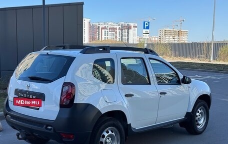 Renault Duster I рестайлинг, 2017 год, 895 000 рублей, 4 фотография