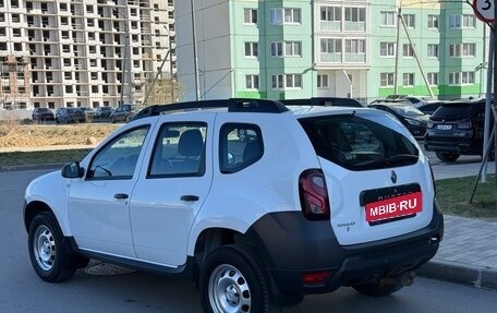 Renault Duster I рестайлинг, 2017 год, 895 000 рублей, 8 фотография