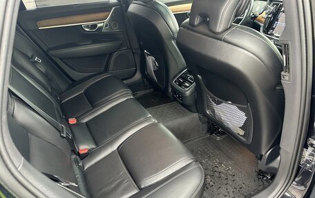 Volvo S90 II рестайлинг, 2019 год, 3 700 000 рублей, 25 фотография