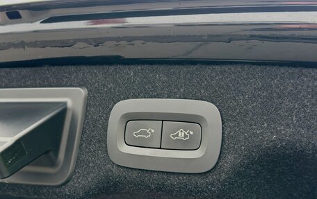 Volvo S90 II рестайлинг, 2019 год, 3 700 000 рублей, 39 фотография