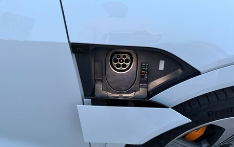 Audi e-tron I, 2020 год, 3 999 999 рублей, 8 фотография