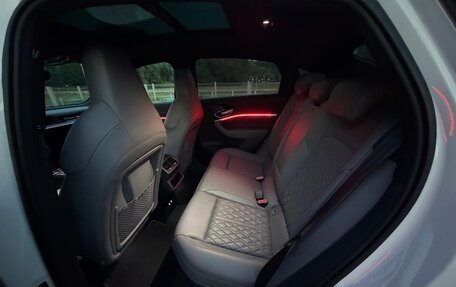 Audi e-tron I, 2020 год, 3 999 999 рублей, 16 фотография
