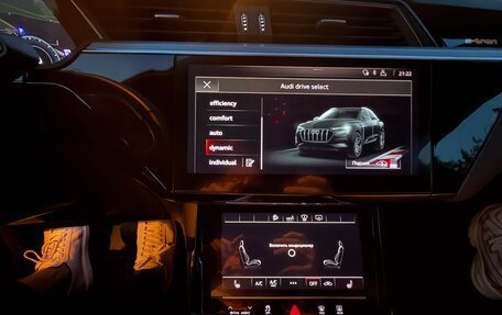 Audi e-tron I, 2020 год, 3 999 999 рублей, 25 фотография