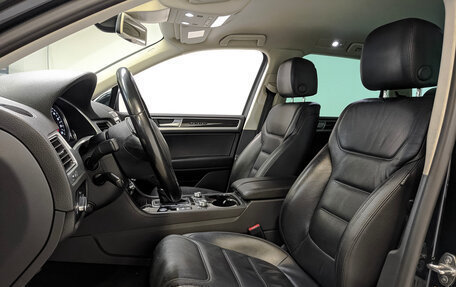 Volkswagen Touareg III, 2015 год, 2 795 000 рублей, 20 фотография