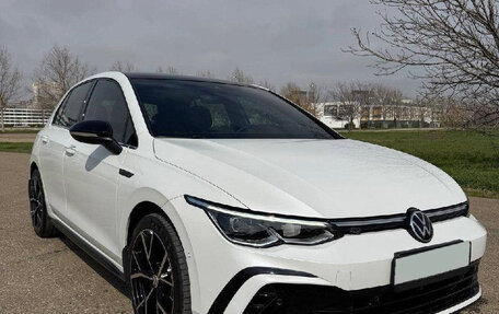Volkswagen Golf VIII, 2022 год, 1 850 000 рублей, 1 фотография