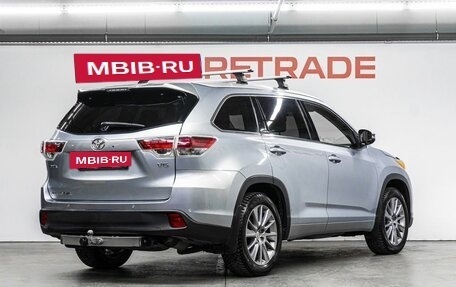 Toyota Highlander III, 2014 год, 2 990 000 рублей, 6 фотография