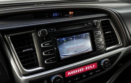 Toyota Highlander III, 2014 год, 2 990 000 рублей, 24 фотография