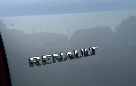 Renault Logan II, 2016 год, 759 000 рублей, 17 фотография