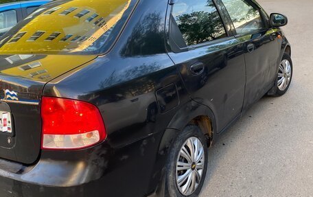 Chevrolet Aveo III, 2004 год, 239 000 рублей, 2 фотография