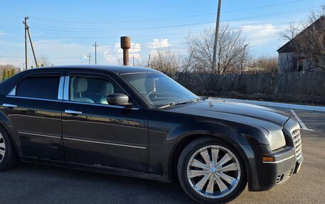 Chrysler 300C II, 2004 год, 1 200 000 рублей, 2 фотография