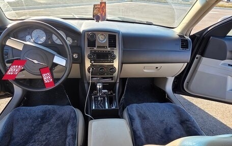 Chrysler 300C II, 2004 год, 1 200 000 рублей, 4 фотография
