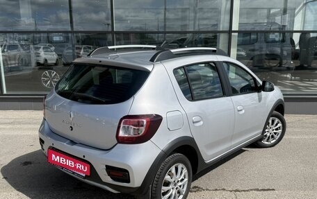 Renault Sandero II рестайлинг, 2017 год, 1 135 000 рублей, 10 фотография