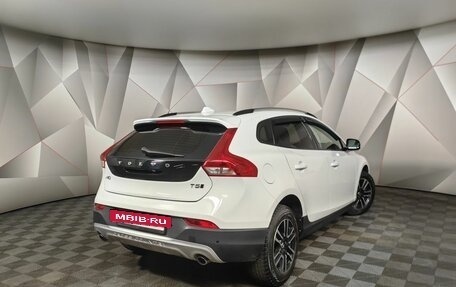 Volvo V40 Cross Country I, 2017 год, 2 161 000 рублей, 2 фотография
