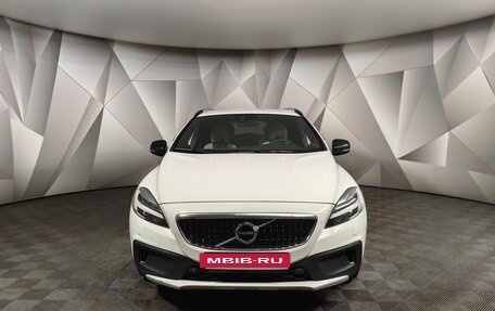 Volvo V40 Cross Country I, 2017 год, 2 161 000 рублей, 7 фотография