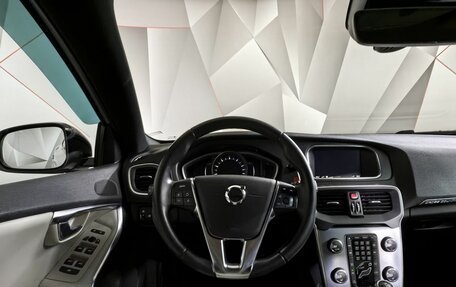 Volvo V40 Cross Country I, 2017 год, 2 161 000 рублей, 20 фотография