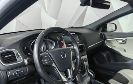 Volvo V40 Cross Country I, 2017 год, 2 161 000 рублей, 19 фотография
