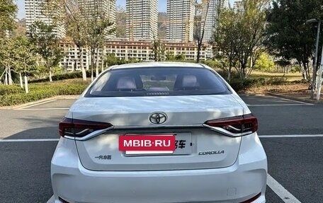 Toyota Corolla, 2023 год, 1 350 000 рублей, 5 фотография
