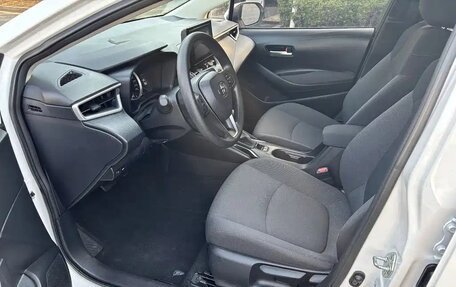 Toyota Corolla, 2023 год, 1 350 000 рублей, 7 фотография