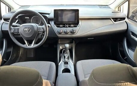 Toyota Corolla, 2023 год, 1 350 000 рублей, 10 фотография