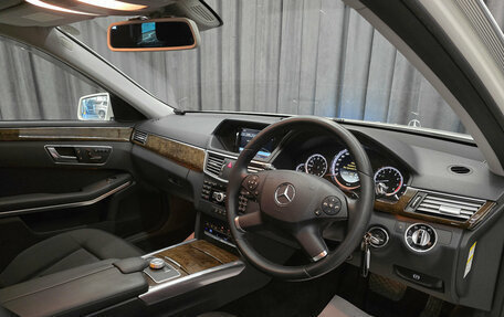 Mercedes-Benz E-Класс, 2012 год, 1 240 000 рублей, 7 фотография