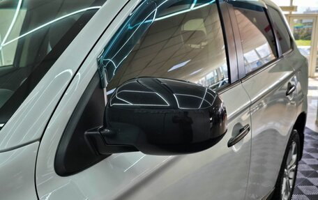 Mitsubishi Outlander III рестайлинг 3, 2014 год, 1 549 000 рублей, 16 фотография
