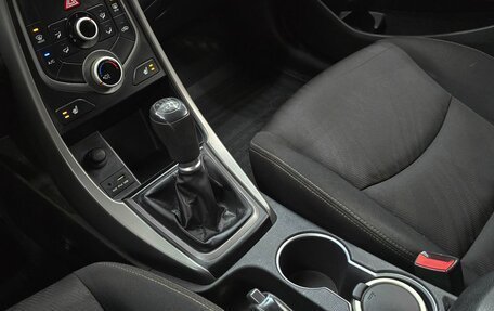 Hyundai Elantra V, 2015 год, 1 299 000 рублей, 14 фотография