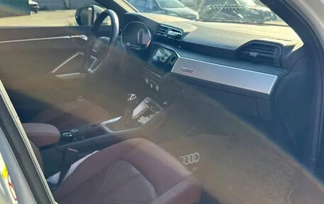 Audi Q3, 2022 год, 2 430 000 рублей, 14 фотография