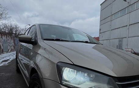 Volkswagen Polo VI (EU Market), 2016 год, 800 000 рублей, 1 фотография
