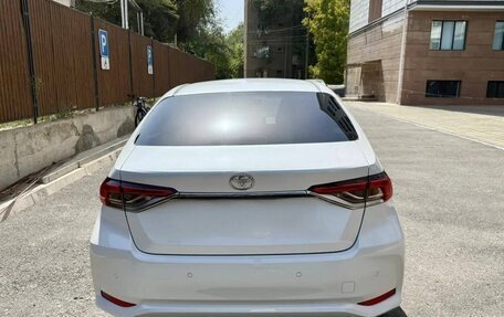 Toyota Corolla, 2024 год, 1 850 000 рублей, 8 фотография