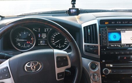 Toyota Land Cruiser 200, 2012 год, 3 800 000 рублей, 10 фотография