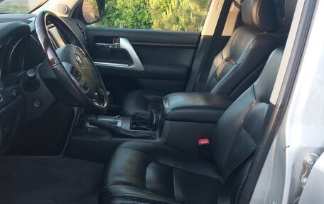 Toyota Land Cruiser 200, 2012 год, 3 800 000 рублей, 12 фотография