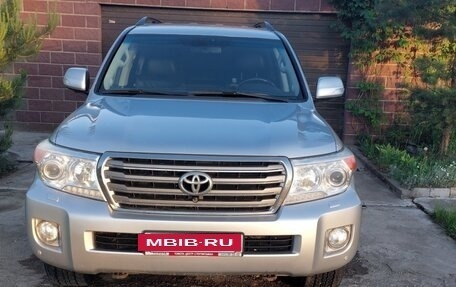 Toyota Land Cruiser 200, 2012 год, 3 800 000 рублей, 13 фотография