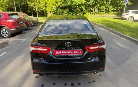 Toyota Camry, 2018 год, 2 850 000 рублей, 2 фотография